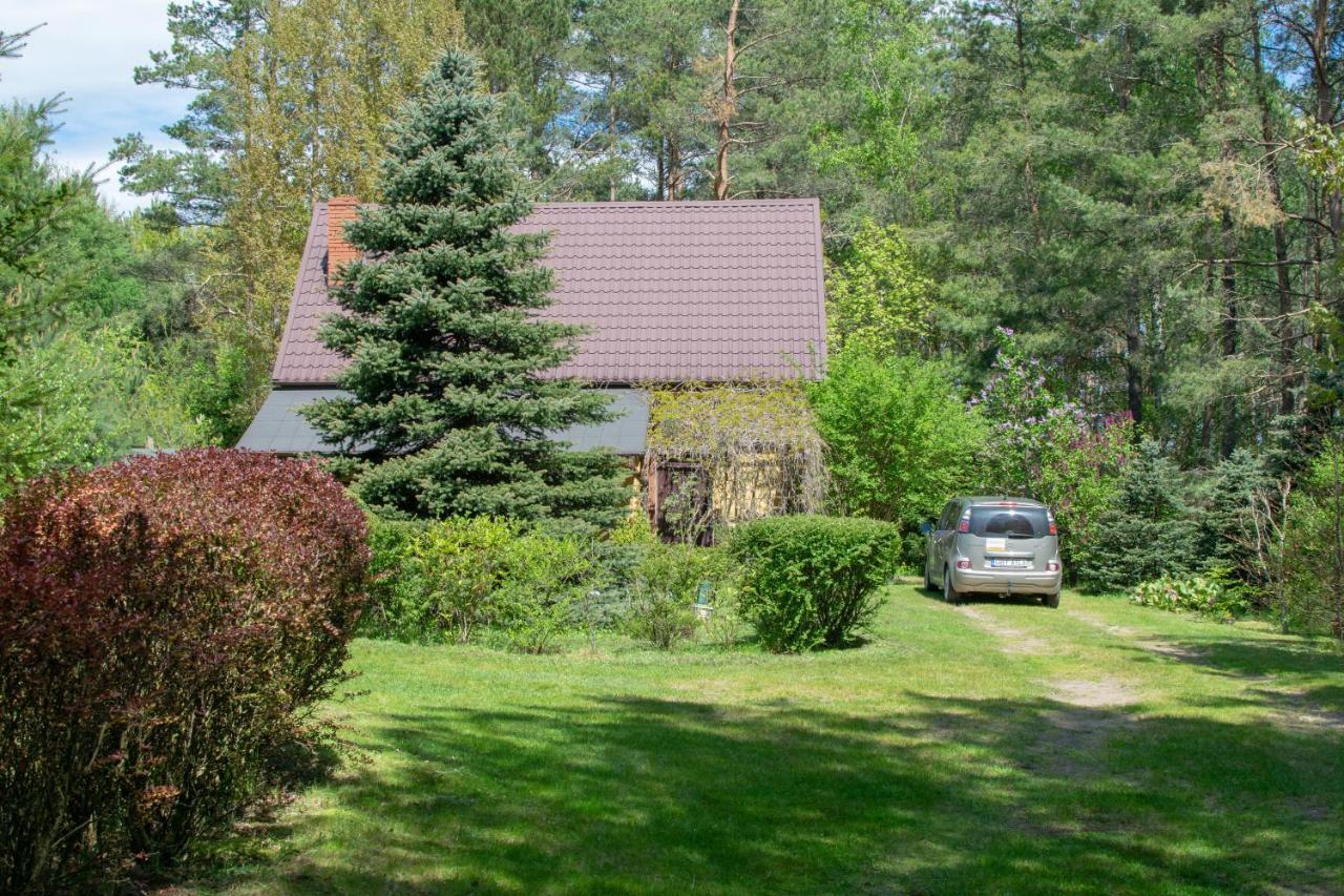 Gospodarstwo Agroturystyczne Nad Jeziorem Wsrod Lasow Lipnica  Exterior foto